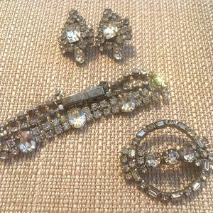 Lovely La Rel pin and other rhinestone jewelry